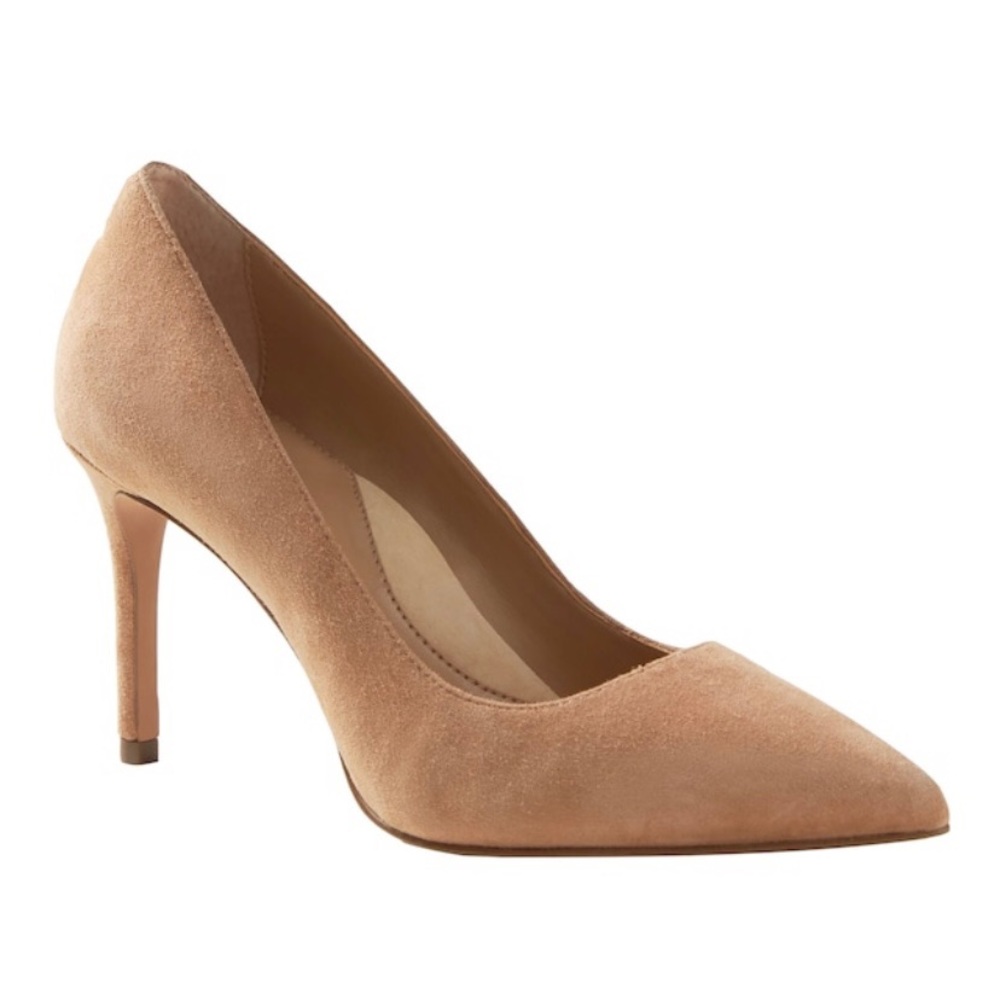 BANANA REPUBLIC Madison 12-Hour Pump, Tan Suede, Size 8